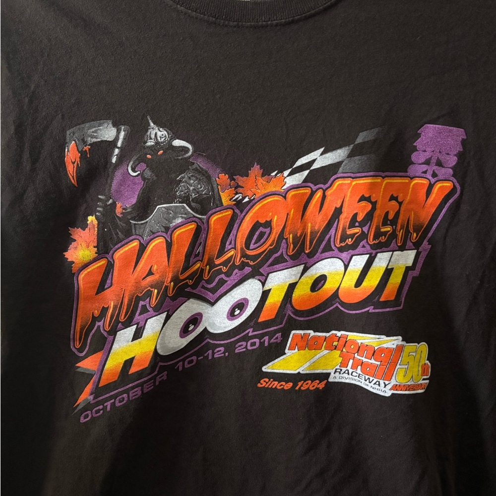 VINTAGE HALLOWEEN / NASCAR T SHIRT - Picture 2 of 3